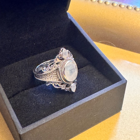🔥 Moonstone Sterling silver 925 Ring 9 - Picture 2 of 3